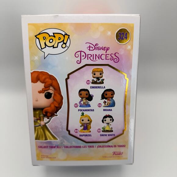 Merida #324 Funko Pop Disney – Gold Accents with Pin - Picture 3 of 6